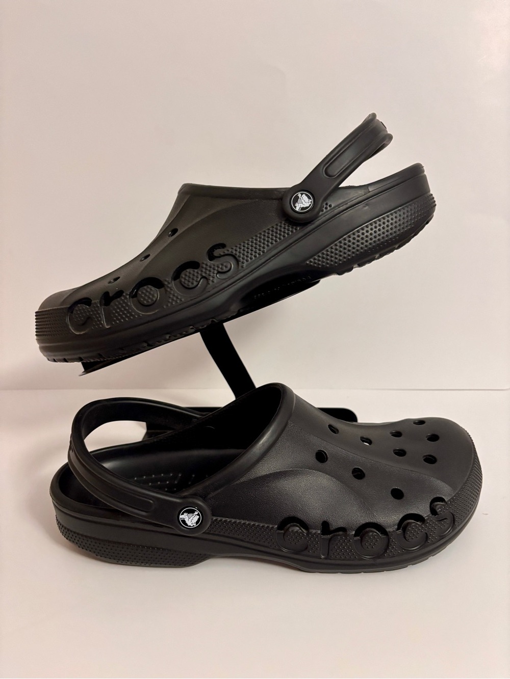 Crocs Baya Clogs feature distinctive cut-out branding along the side M13